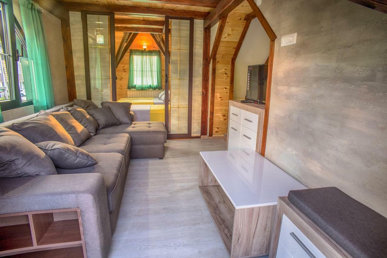 Apartmani Restoran Durmitor Жабляк Екстер'єр фото